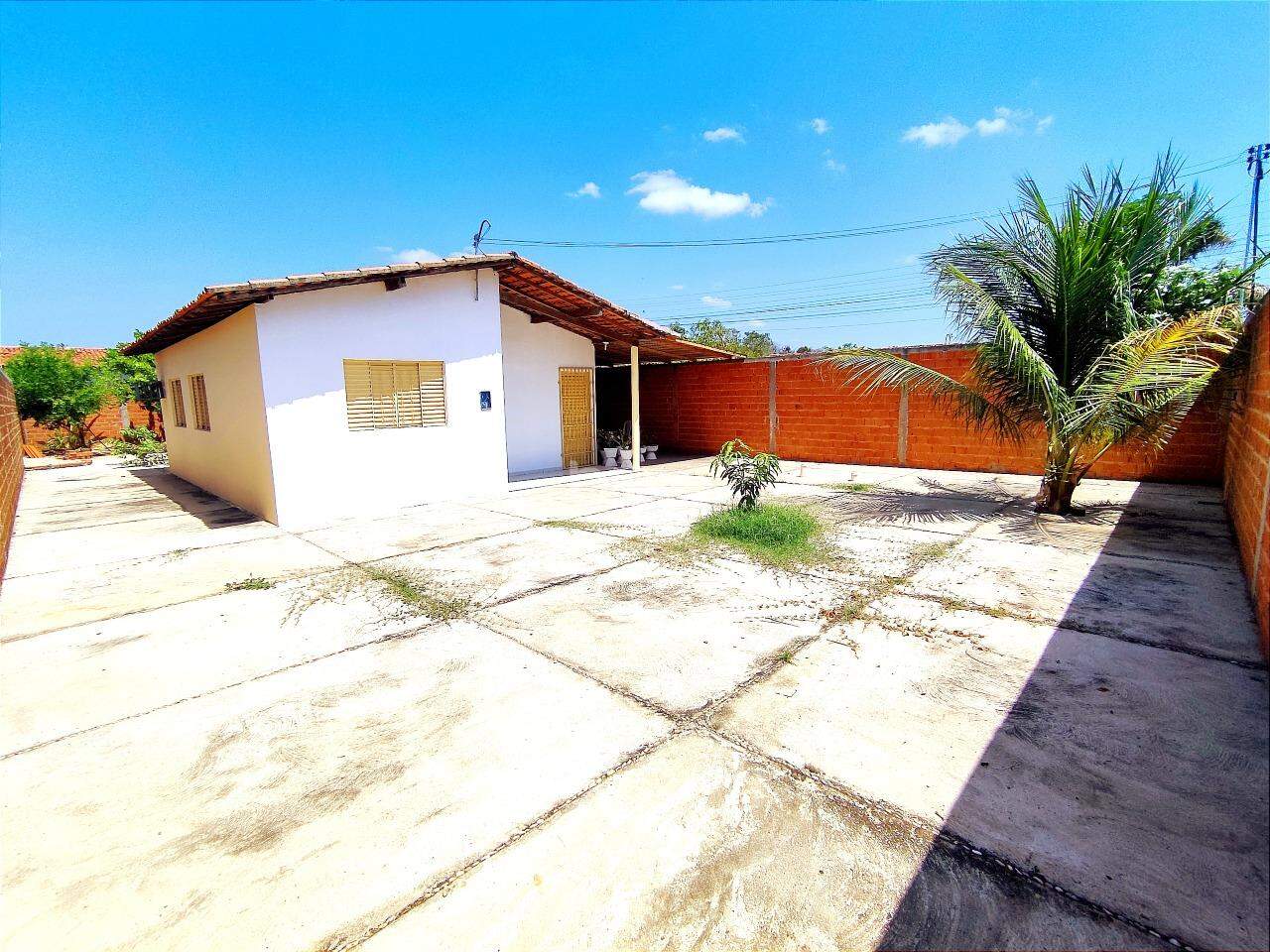 Casa à venda com 3 quartos, 65m² - Foto 3