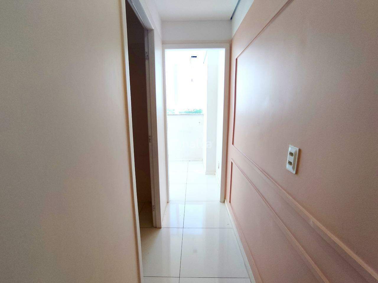 Sala para aluguel no Cabral: 