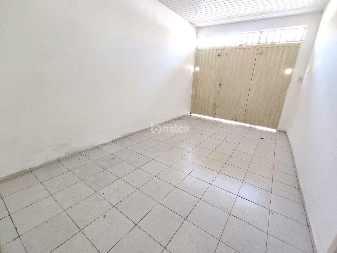 Casa à venda com 3 quartos, 144m² - Foto 3