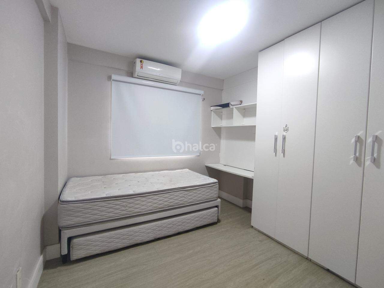 Apartamento para alugar com 2 quartos, 80m² - Foto 5