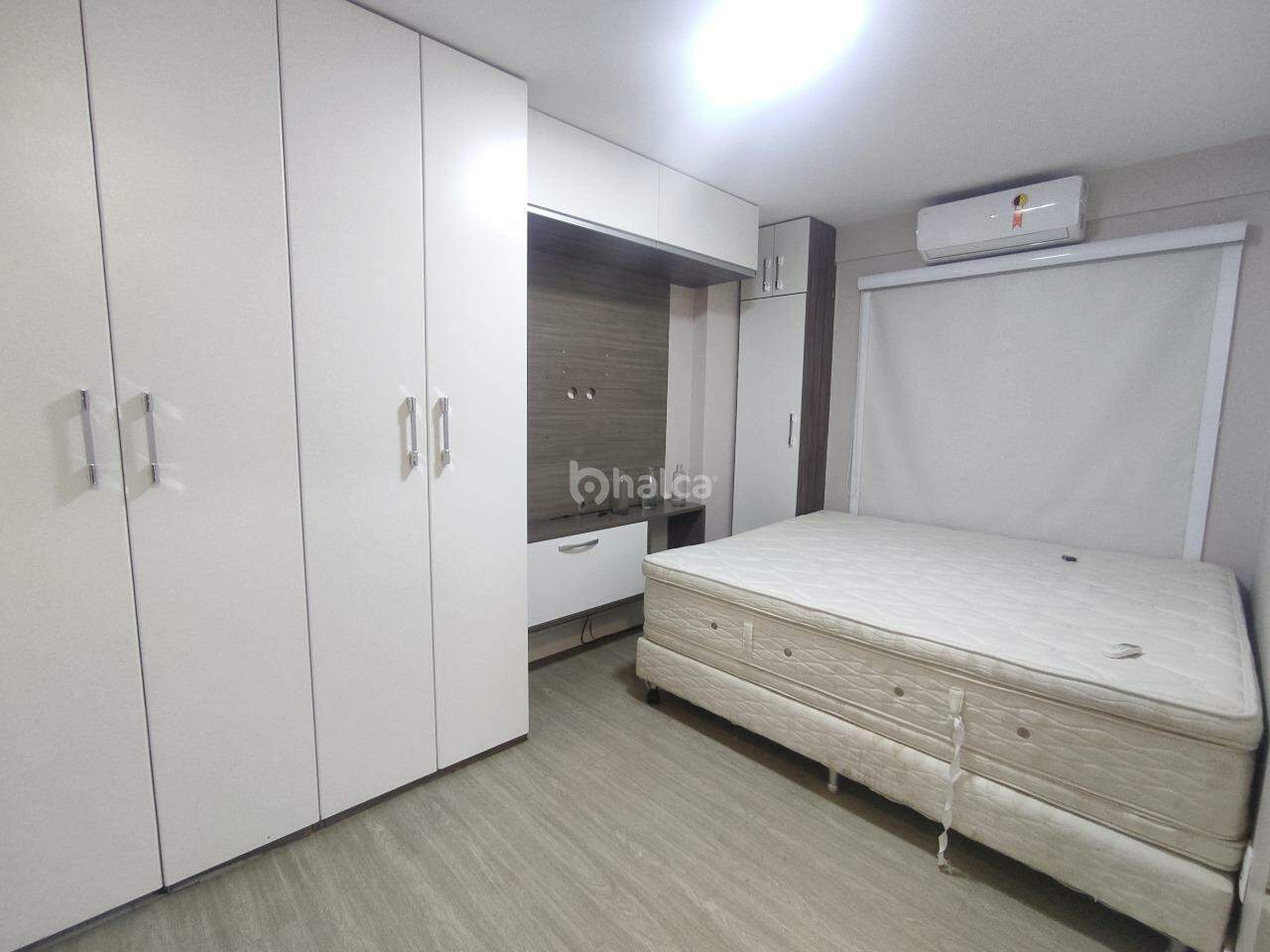 Apartamento para alugar com 2 quartos, 80m² - Foto 6
