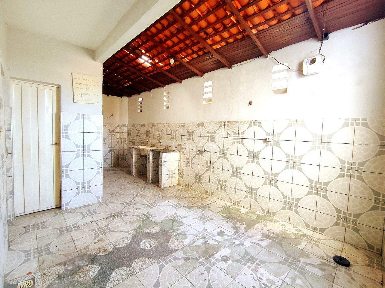 Casa à venda com 4 quartos, 184m² - Foto 13
