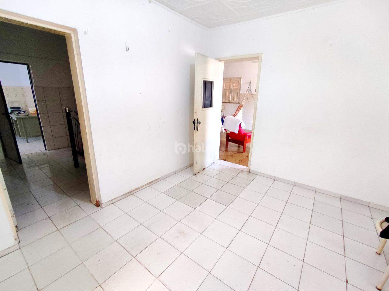 Casa, 1 quarto, 180 m² - Foto 3