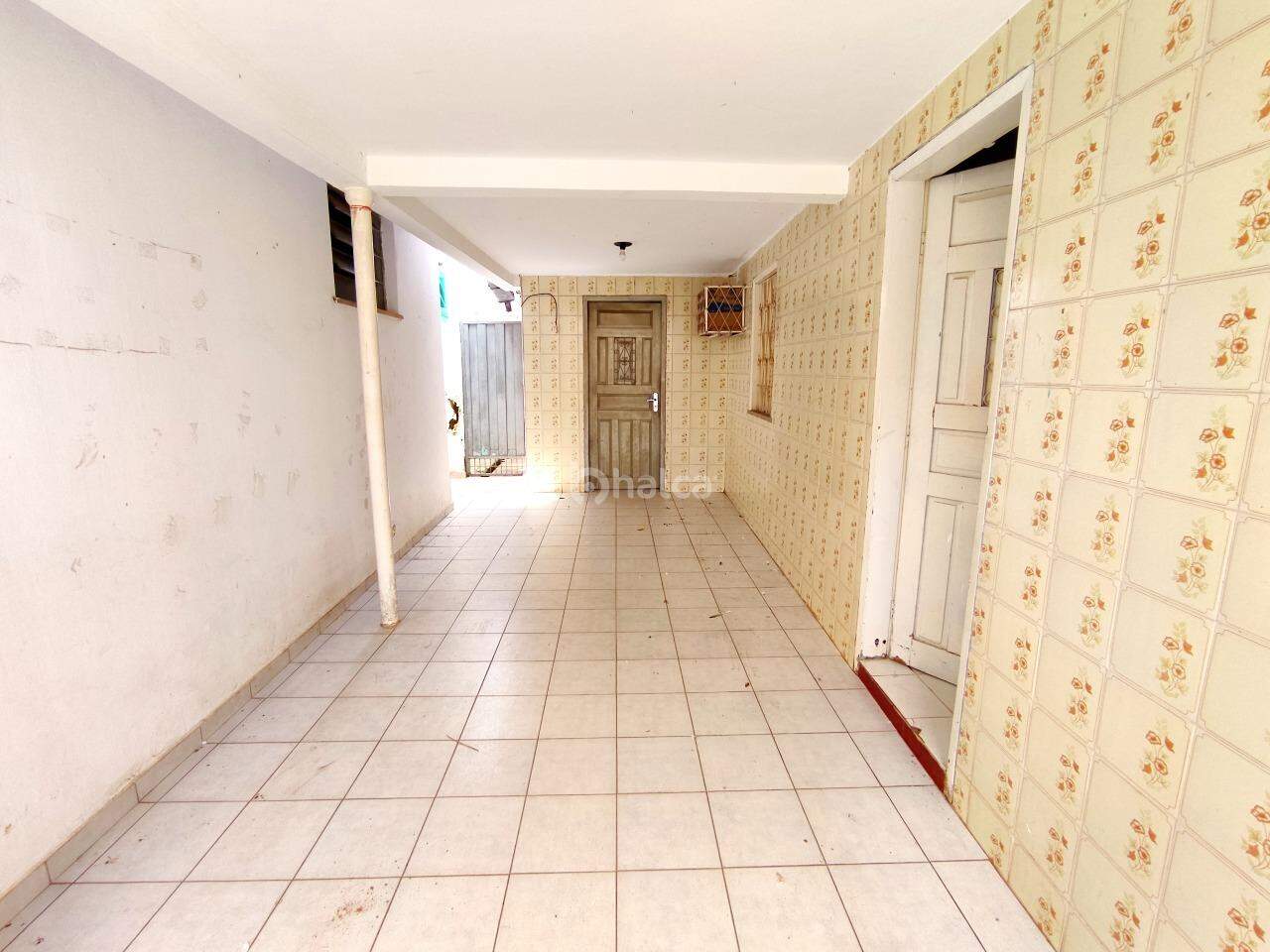 Casa, 1 quarto, 180 m² - Foto 2