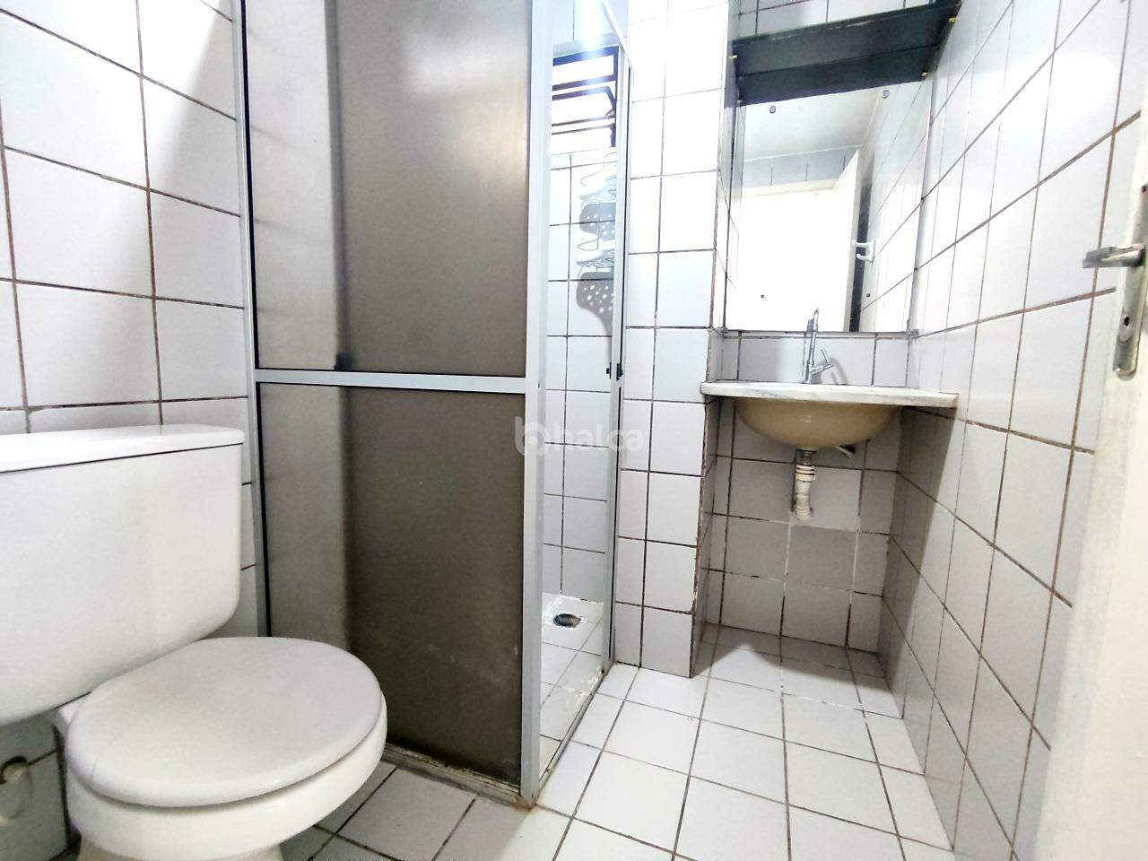Apartamento para alugar com 3 quartos, 110m² - Foto 15