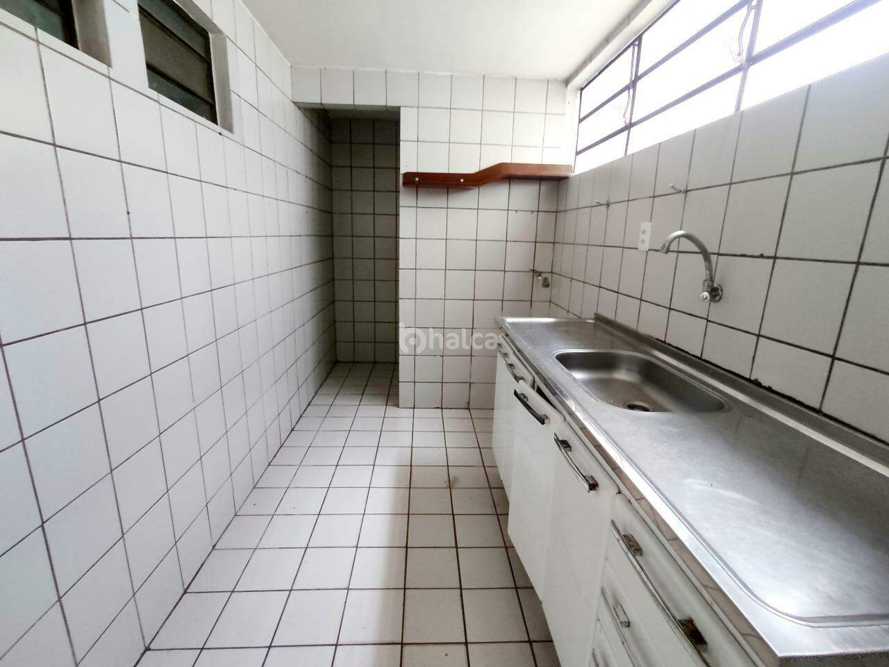 Apartamento para alugar com 3 quartos, 110m² - Foto 13
