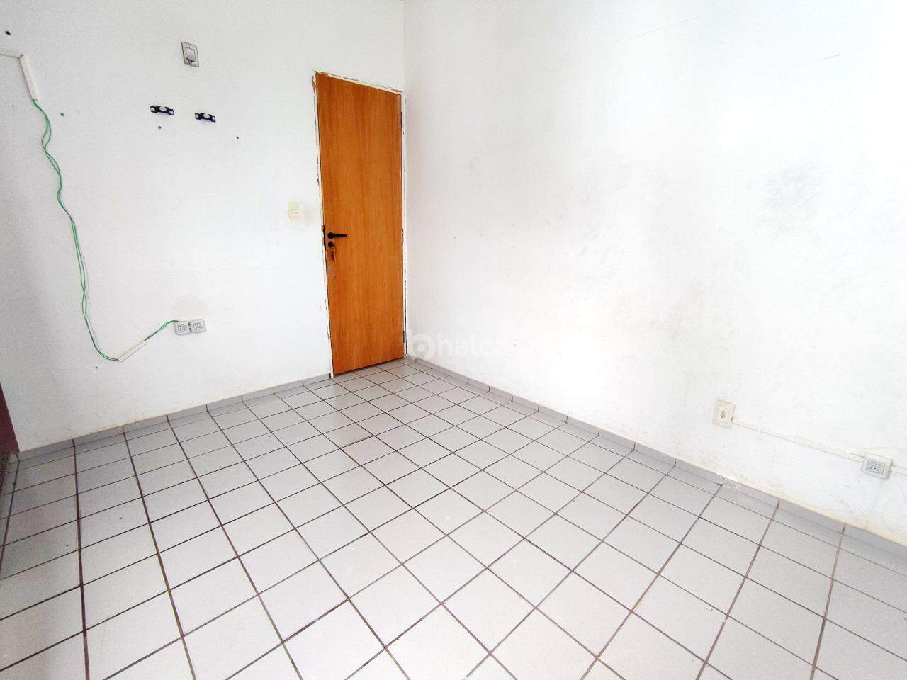 Apartamento para alugar com 3 quartos, 110m² - Foto 9