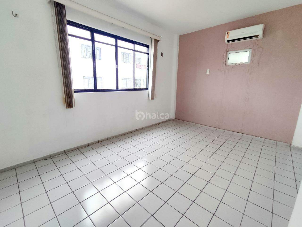 Apartamento para alugar com 3 quartos, 110m² - Foto 10