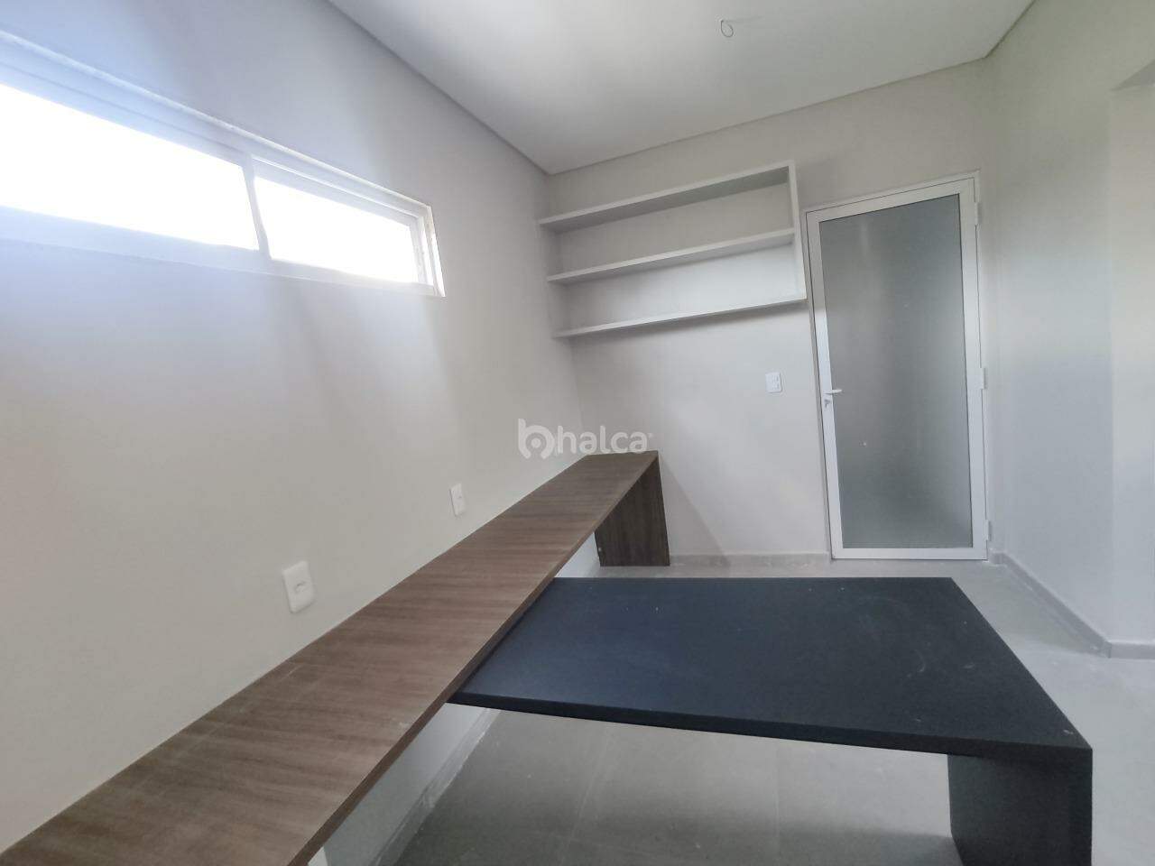 Ponto Comercial para aluguel no Planalto: 