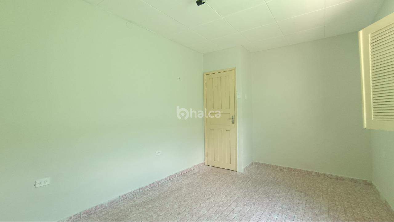 Casa para alugar com 2 quartos, 89m² - Foto 18