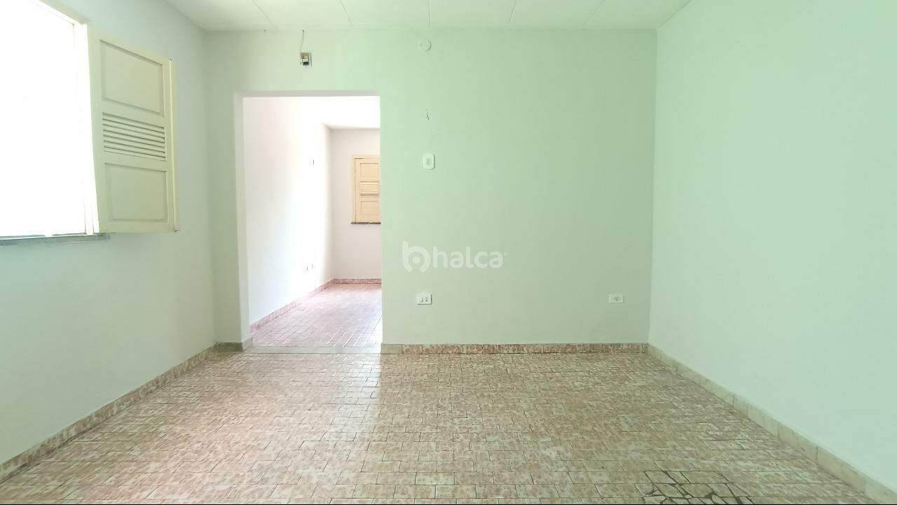 Casa para alugar com 2 quartos, 89m² - Foto 8