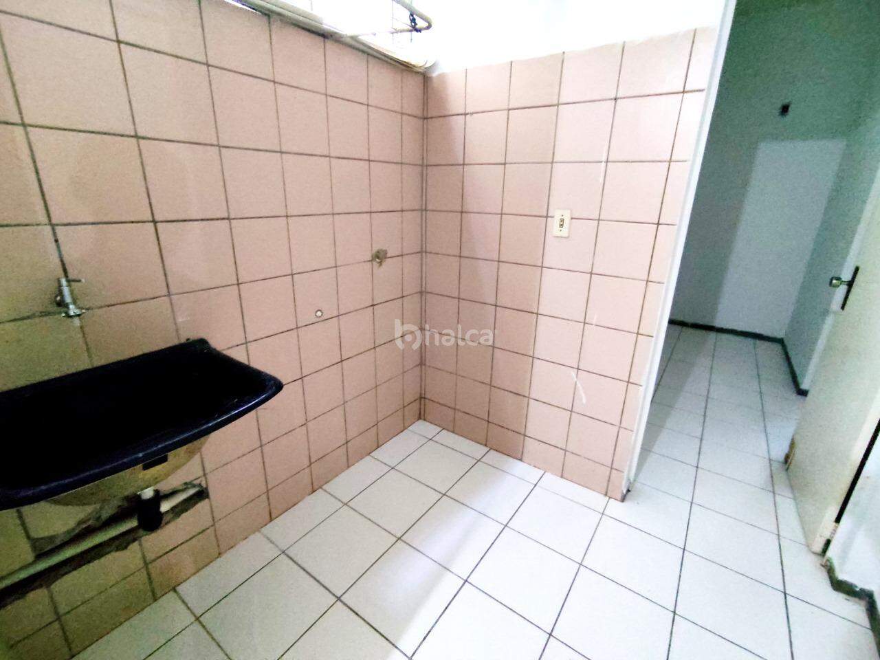 Apartamento para alugar com 1 quarto, 82m² - Foto 10