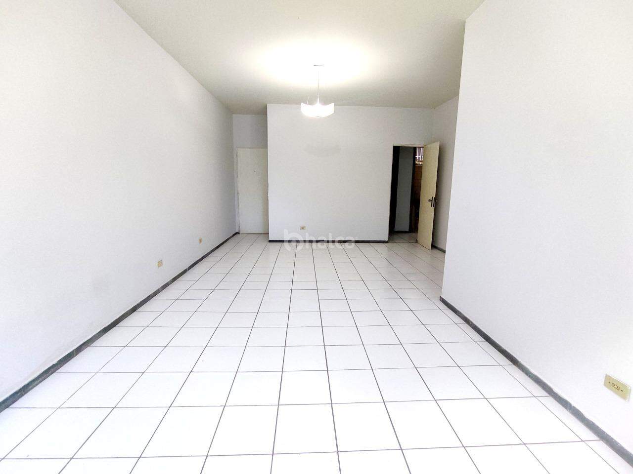 Apartamento para alugar com 1 quarto, 82m² - Foto 3