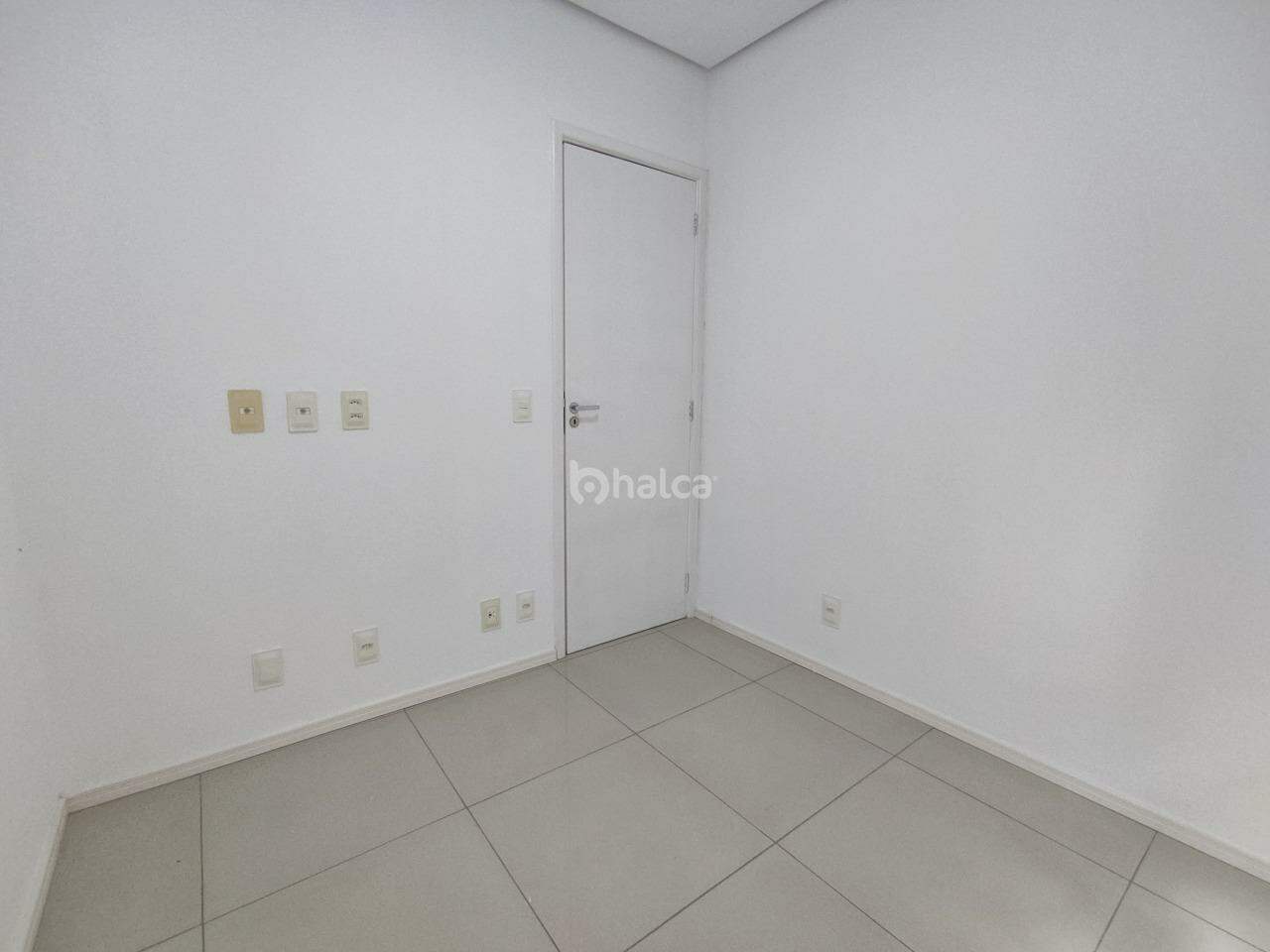 Apartamento à venda com 3 quartos, 70m² - Foto 8