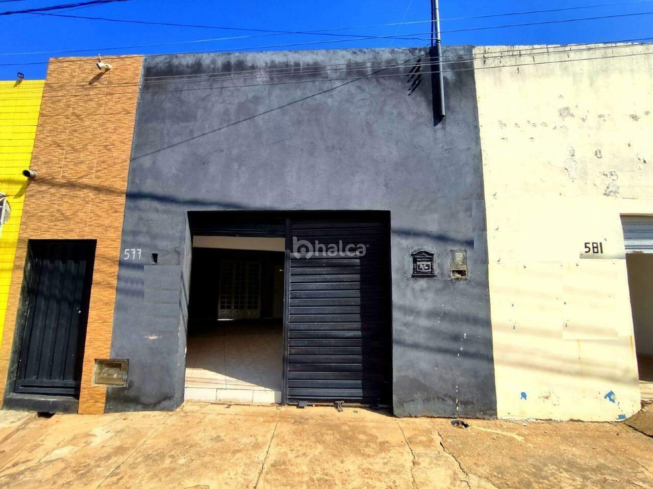 Ponto Comercial para aluguel no Ilhotas: 