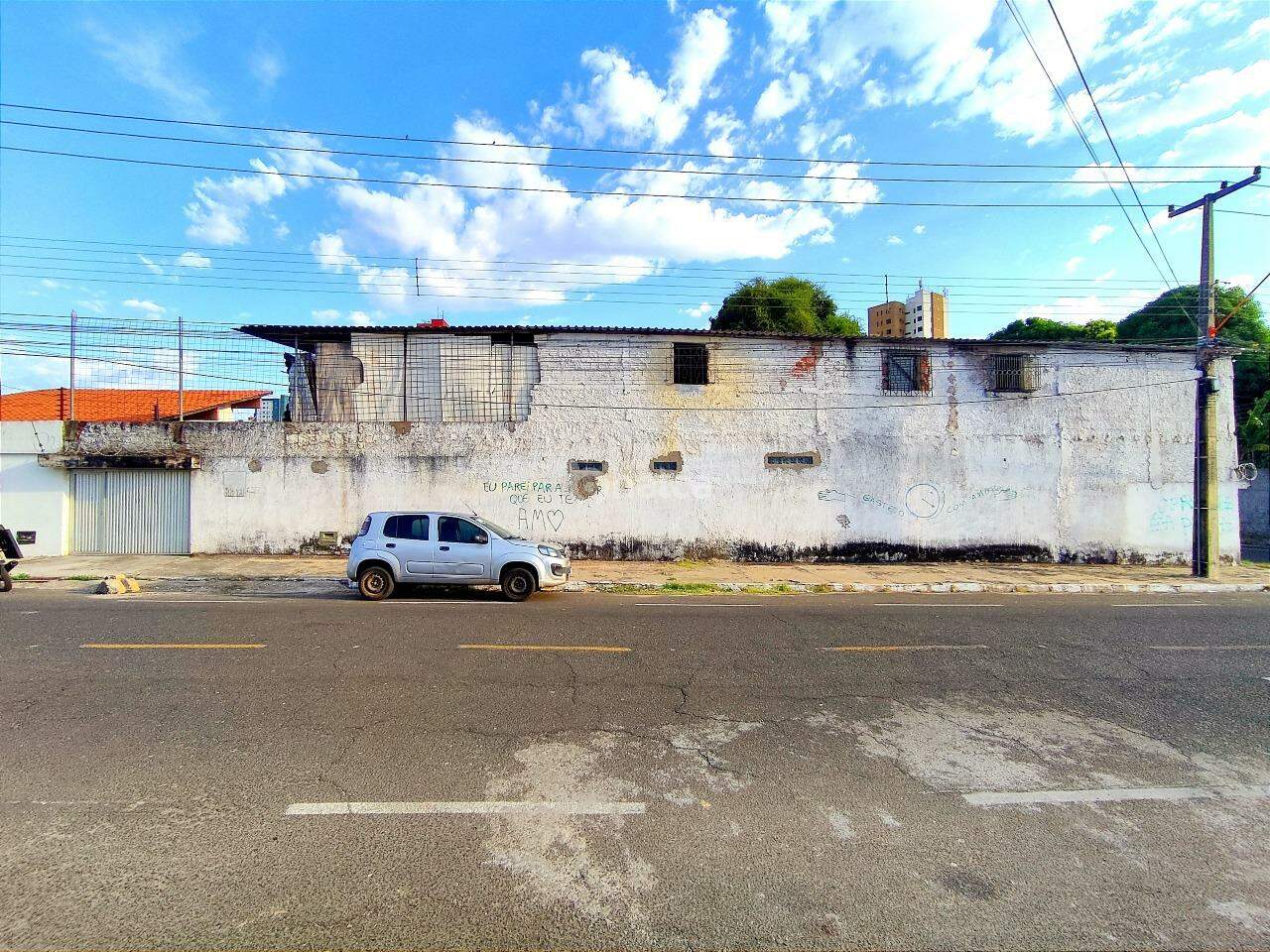 Prédio Inteiro para alugar com 10 quartos, 293m² - Foto 2
