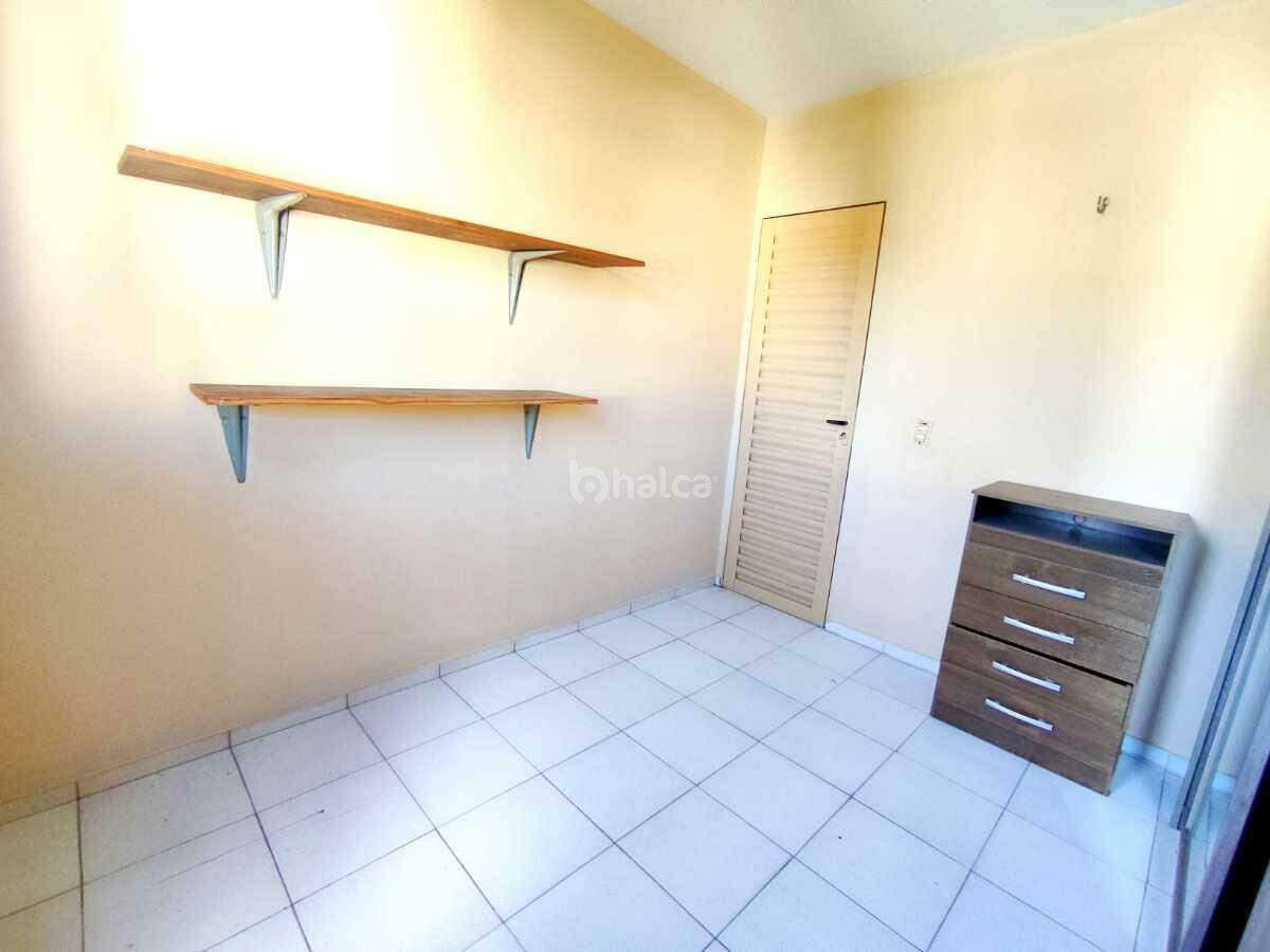 Apartamento para alugar com 2 quartos, 70m² - Foto 8