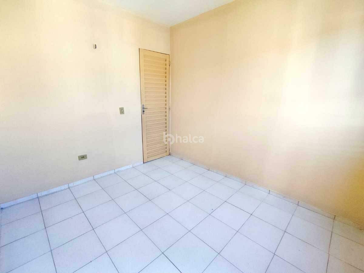 Apartamento para alugar com 2 quartos, 70m² - Foto 6