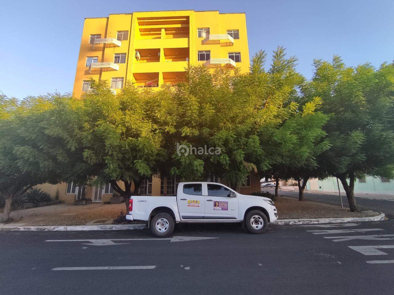 Apartamento à venda com 3 quartos, 101m² - Foto 1