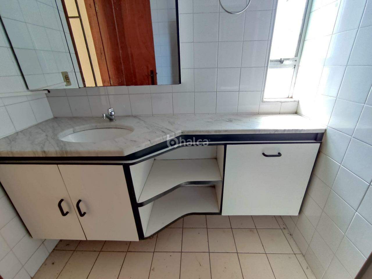Apartamento à venda com 3 quartos, 101m² - Foto 11