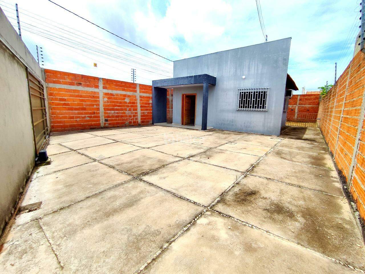 Casa à venda com 2 quartos, 53m² - Foto 3