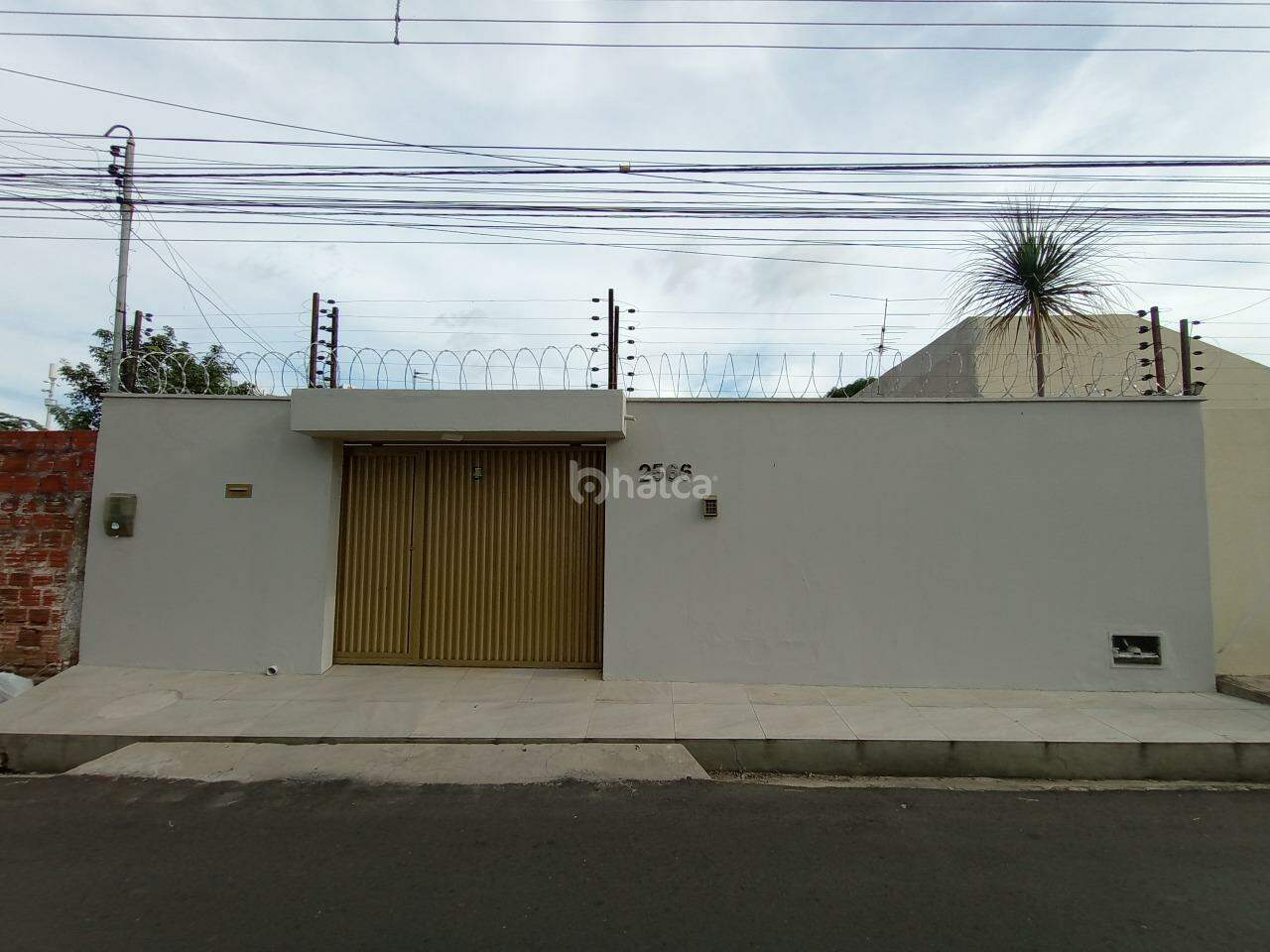 Casa, 4 quartos, 177 m² - Foto 1