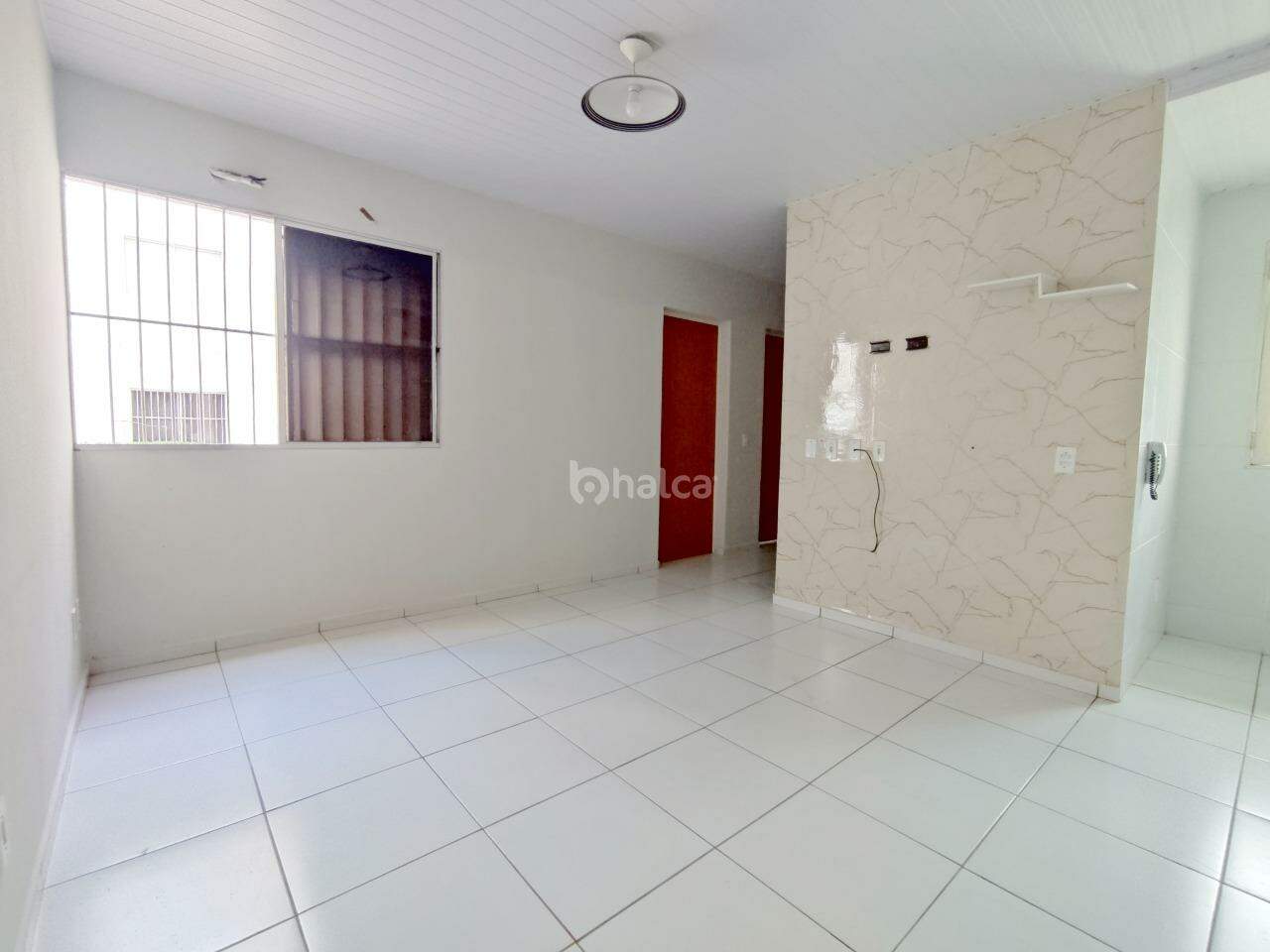 Apartamento para alugar com 2 quartos, 46m² - Foto 2