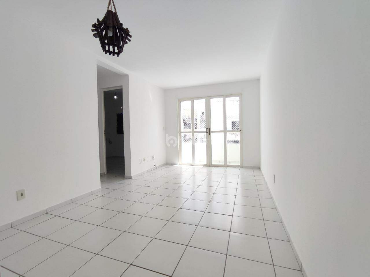 Apartamento para alugar com 2 quartos, 51m² - Foto 2
