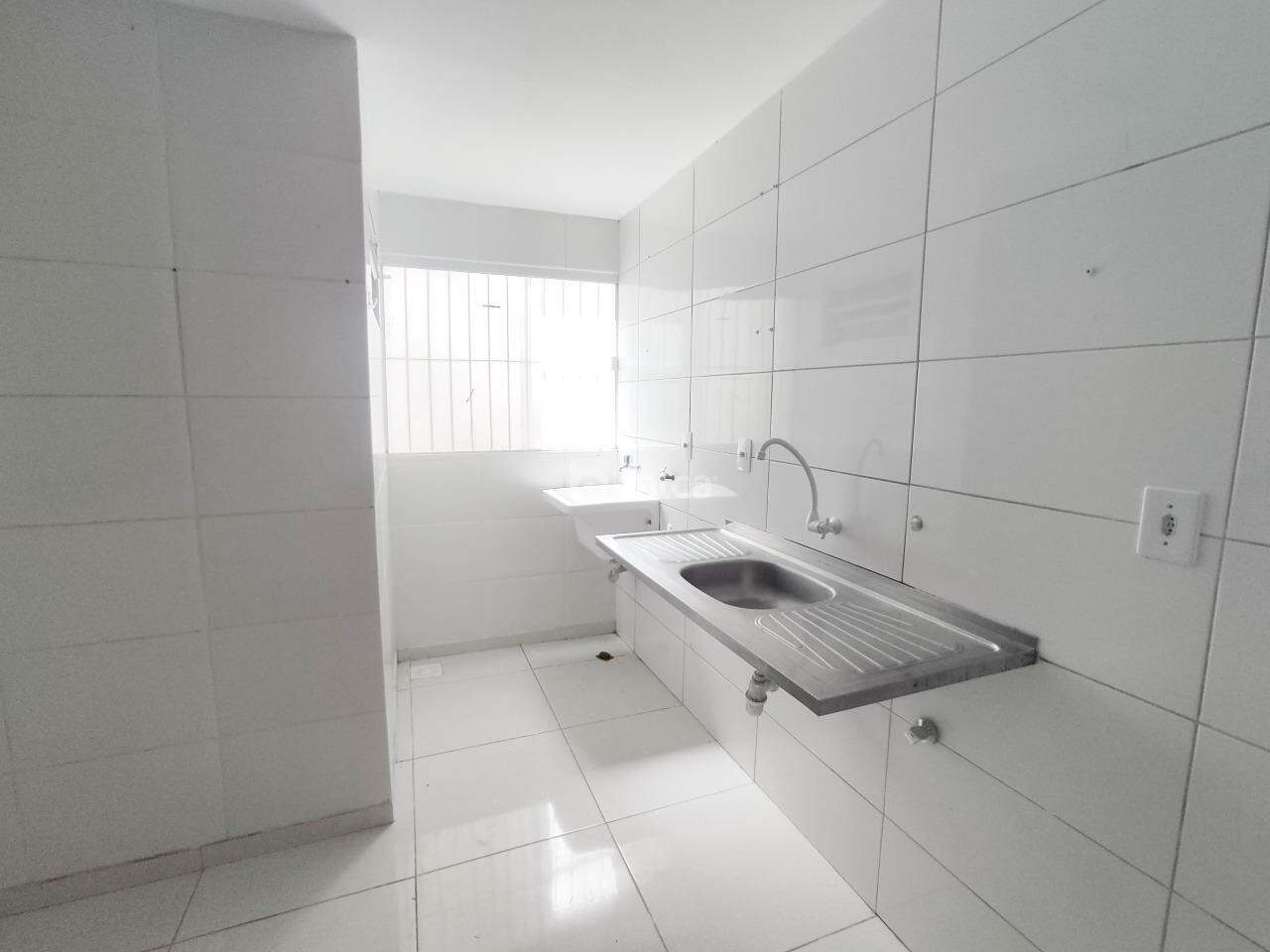 Apartamento à venda com 3 quartos, 68m² - Foto 4