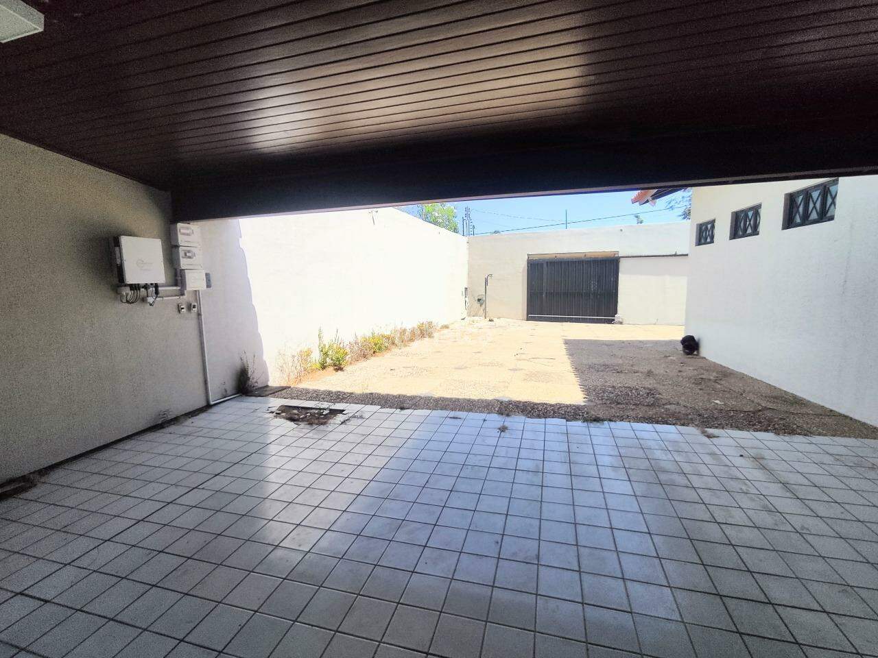 Casa, 5 quartos, 471 m² - Foto 3