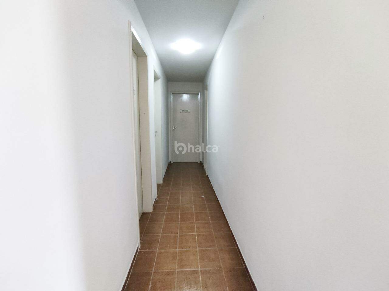 Casa à venda com 4 quartos, 160m² - Foto 9
