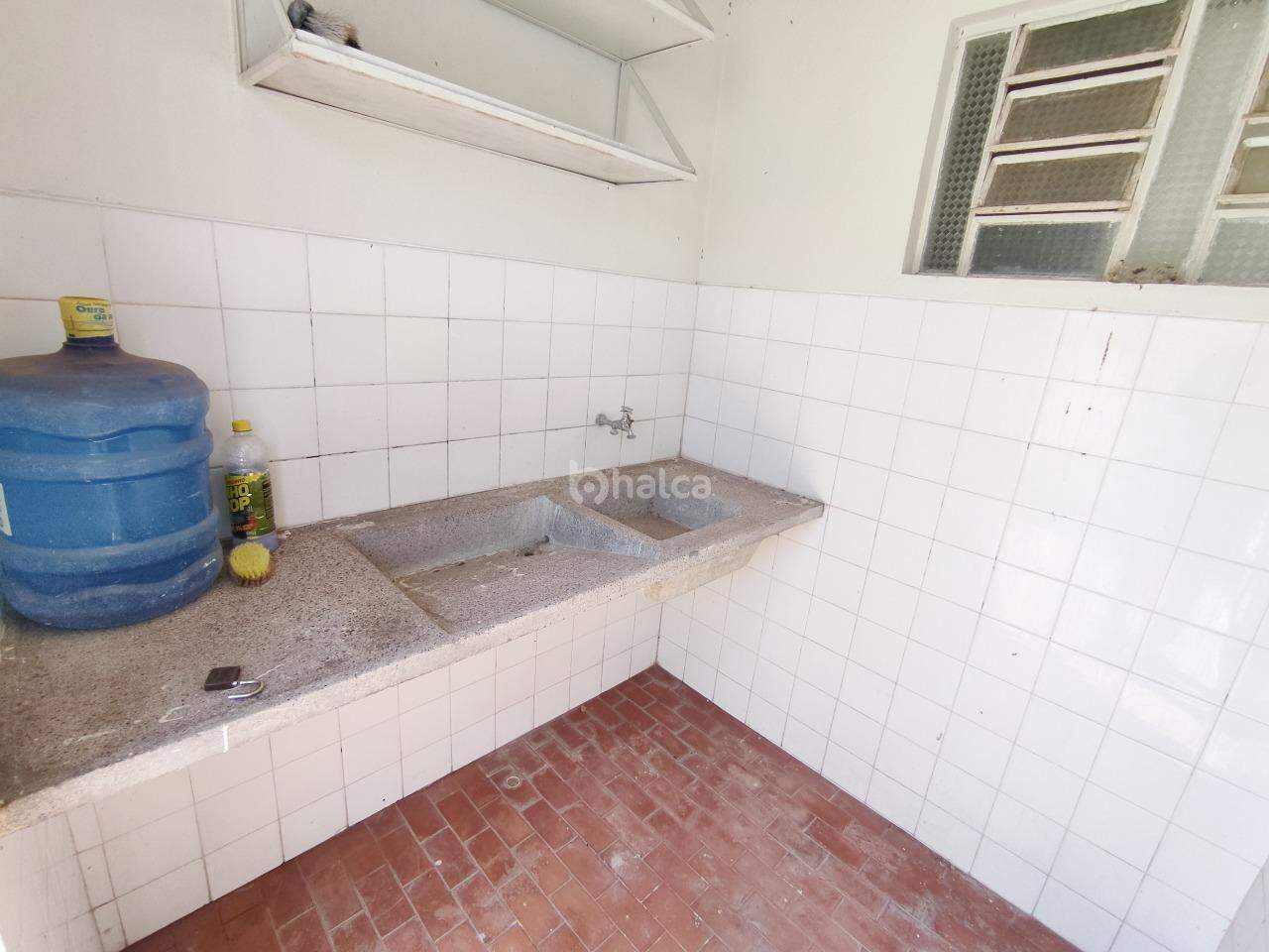 Casa à venda com 4 quartos, 160m² - Foto 16