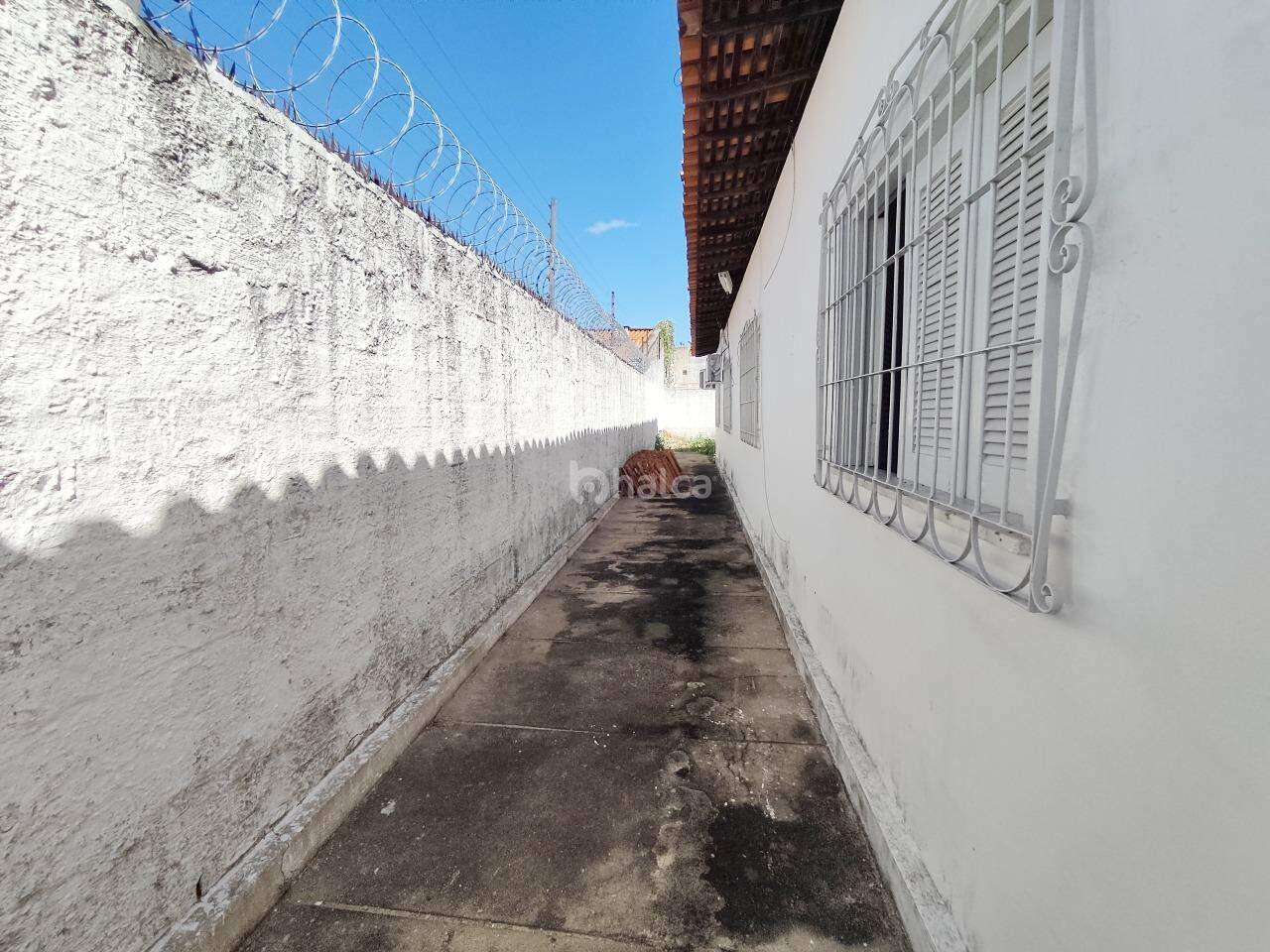 Casa à venda com 4 quartos, 160m² - Foto 23