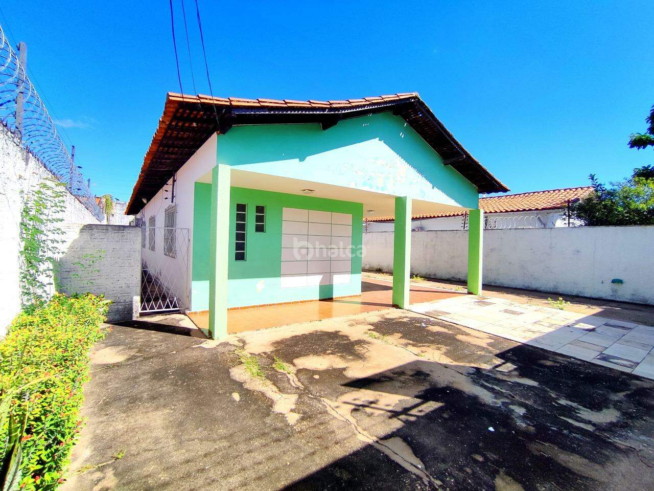 Casa à venda com 4 quartos, 160m² - Foto 3