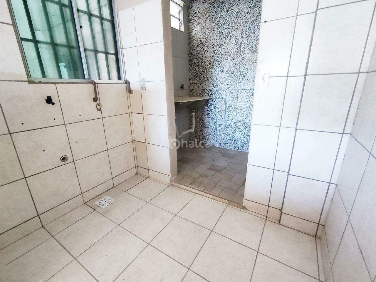 Apartamento para alugar com 3 quartos, 49m² - Foto 4