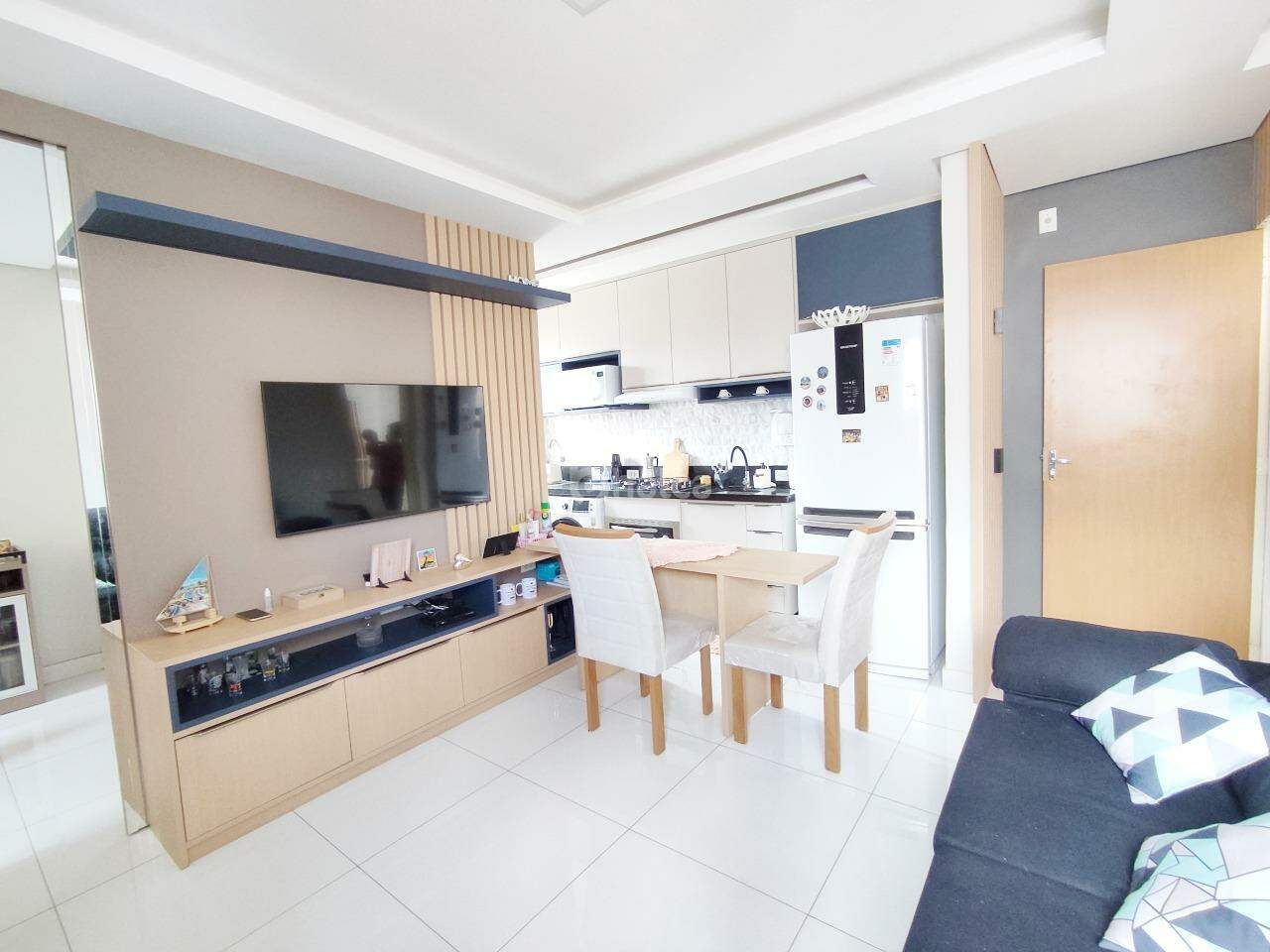 Apartamento à venda com 2 quartos, 46m² - Foto 4
