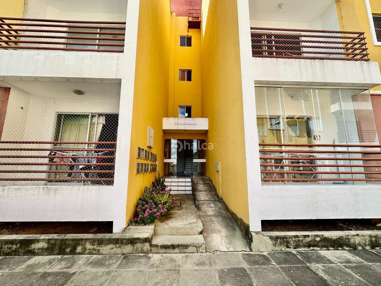 Apartamento para alugar com 3 quartos, 70m² - Foto 2