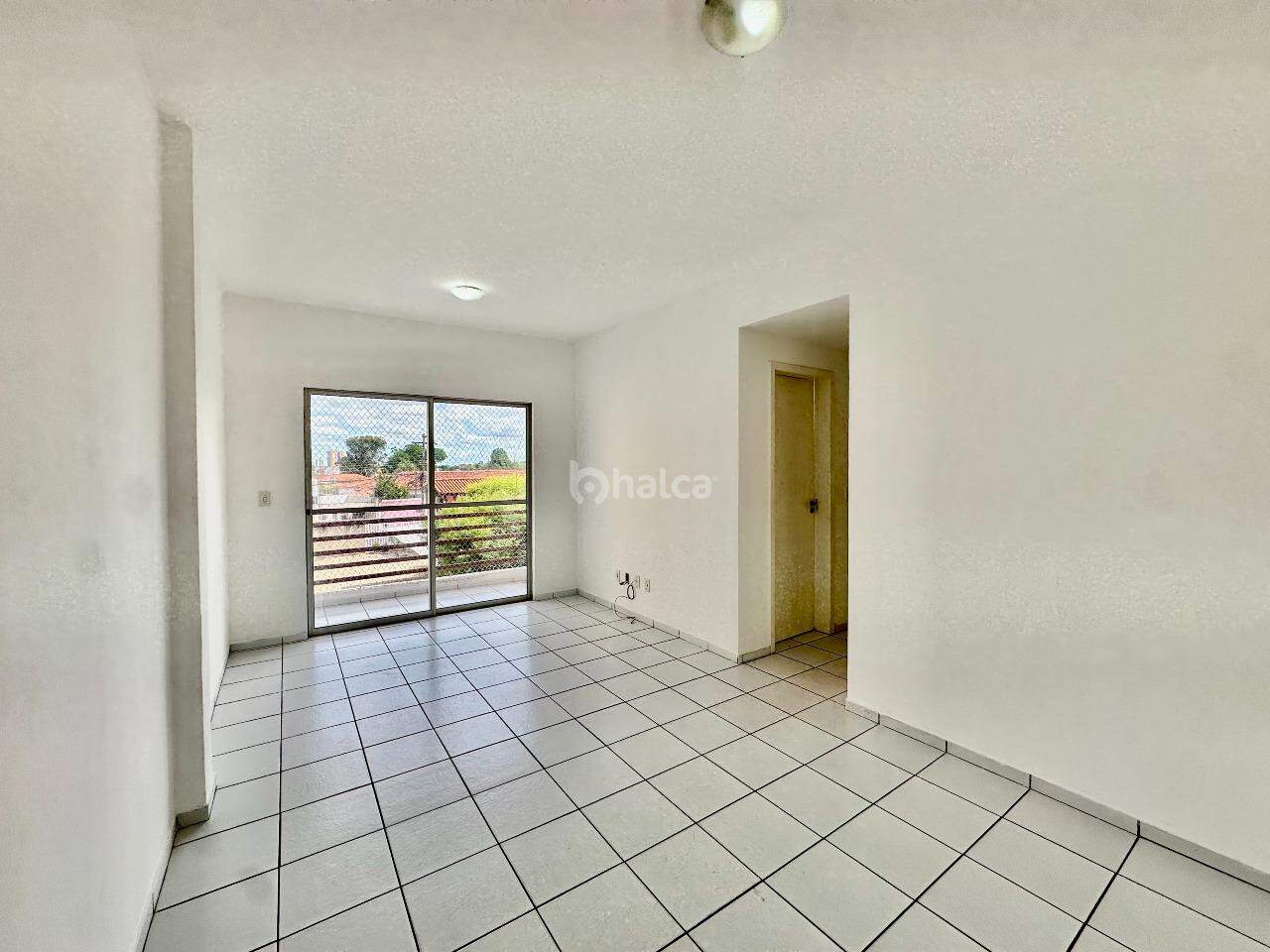 Apartamento para alugar com 3 quartos, 70m² - Foto 3