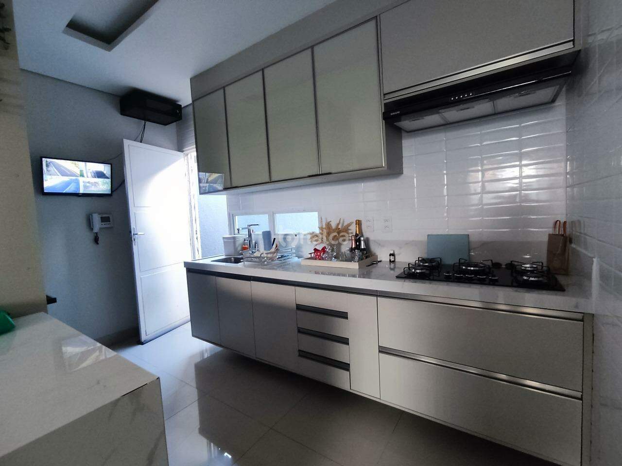 Casa à venda com 3 quartos, 85m² - Foto 8