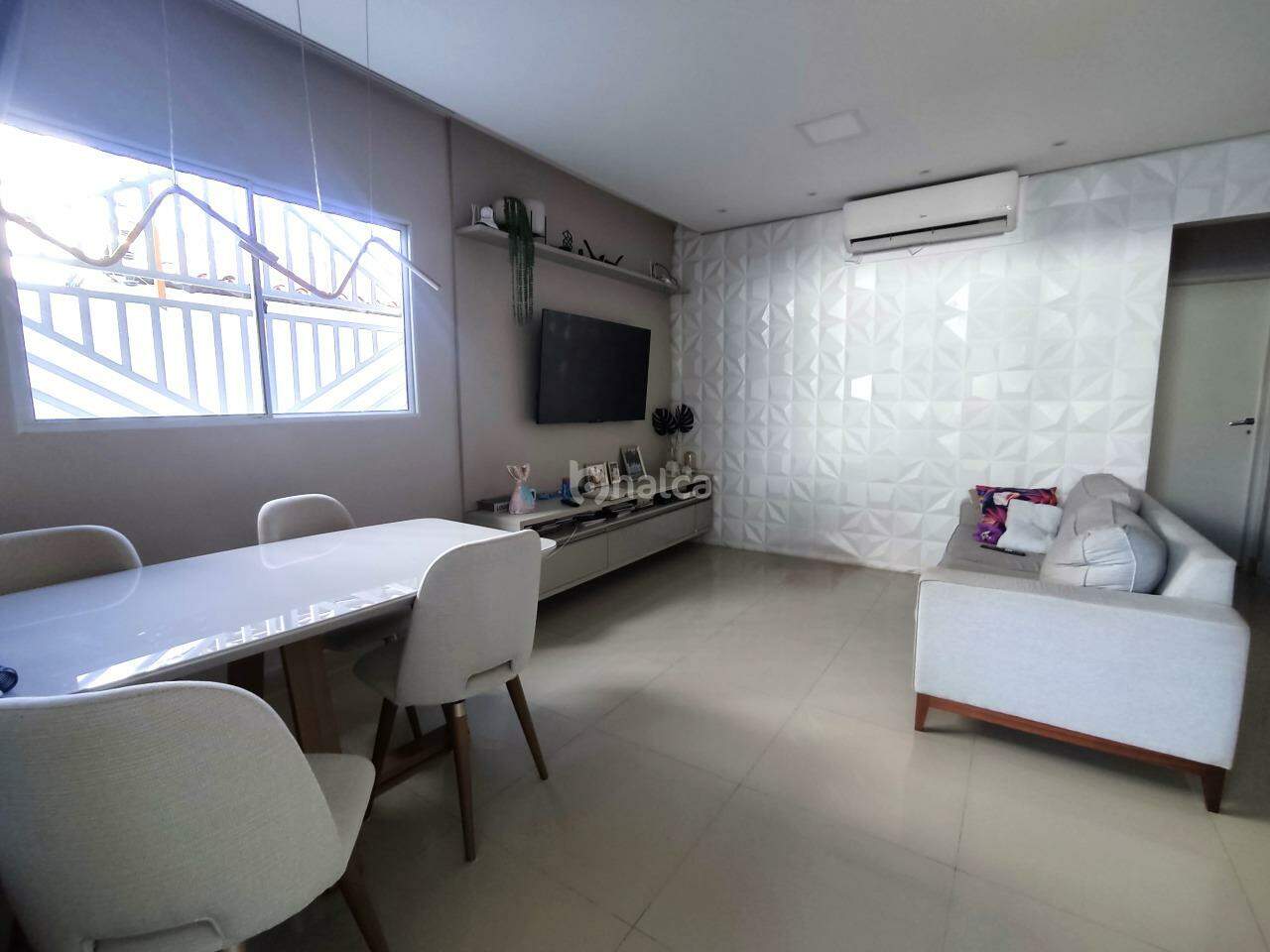 Casa à venda com 3 quartos, 85m² - Foto 4