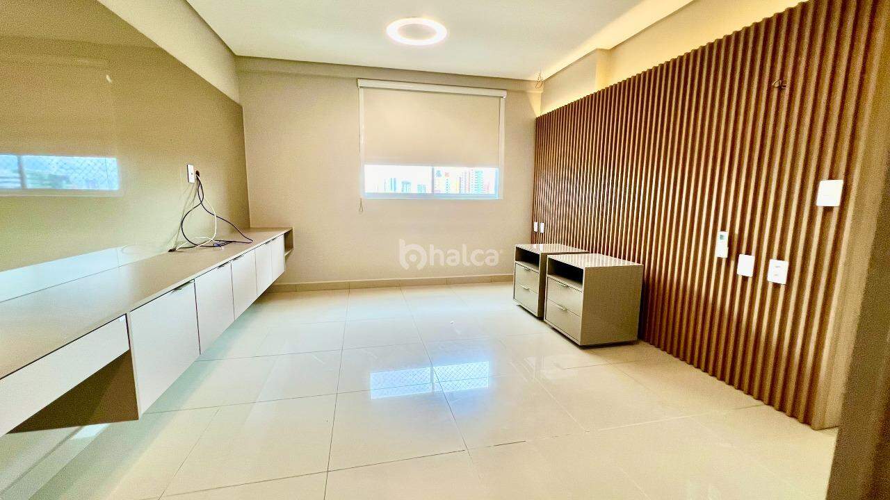 Apartamento à venda com 3 quartos, 168m² - Foto 3