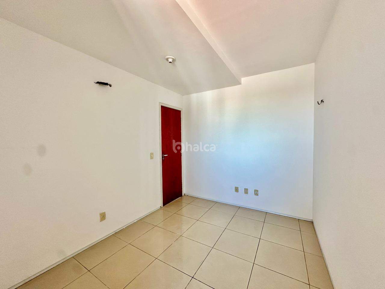 Apartamento para alugar com 4 quartos, 90m² - Foto 18