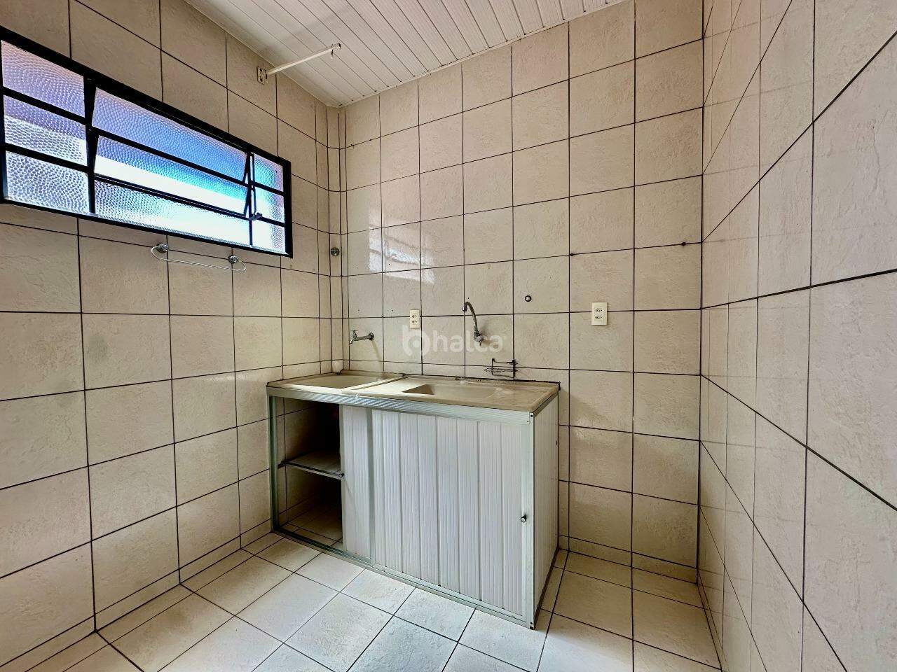 Apartamento para alugar com 2 quartos, 42m² - Foto 4