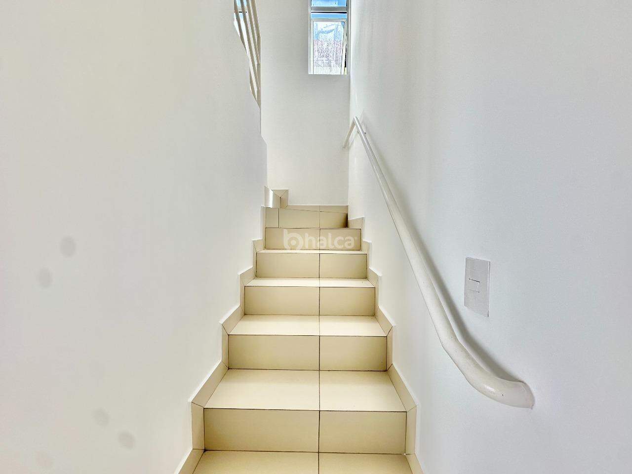 Casa para alugar com 3 quartos, 105m² - Foto 13