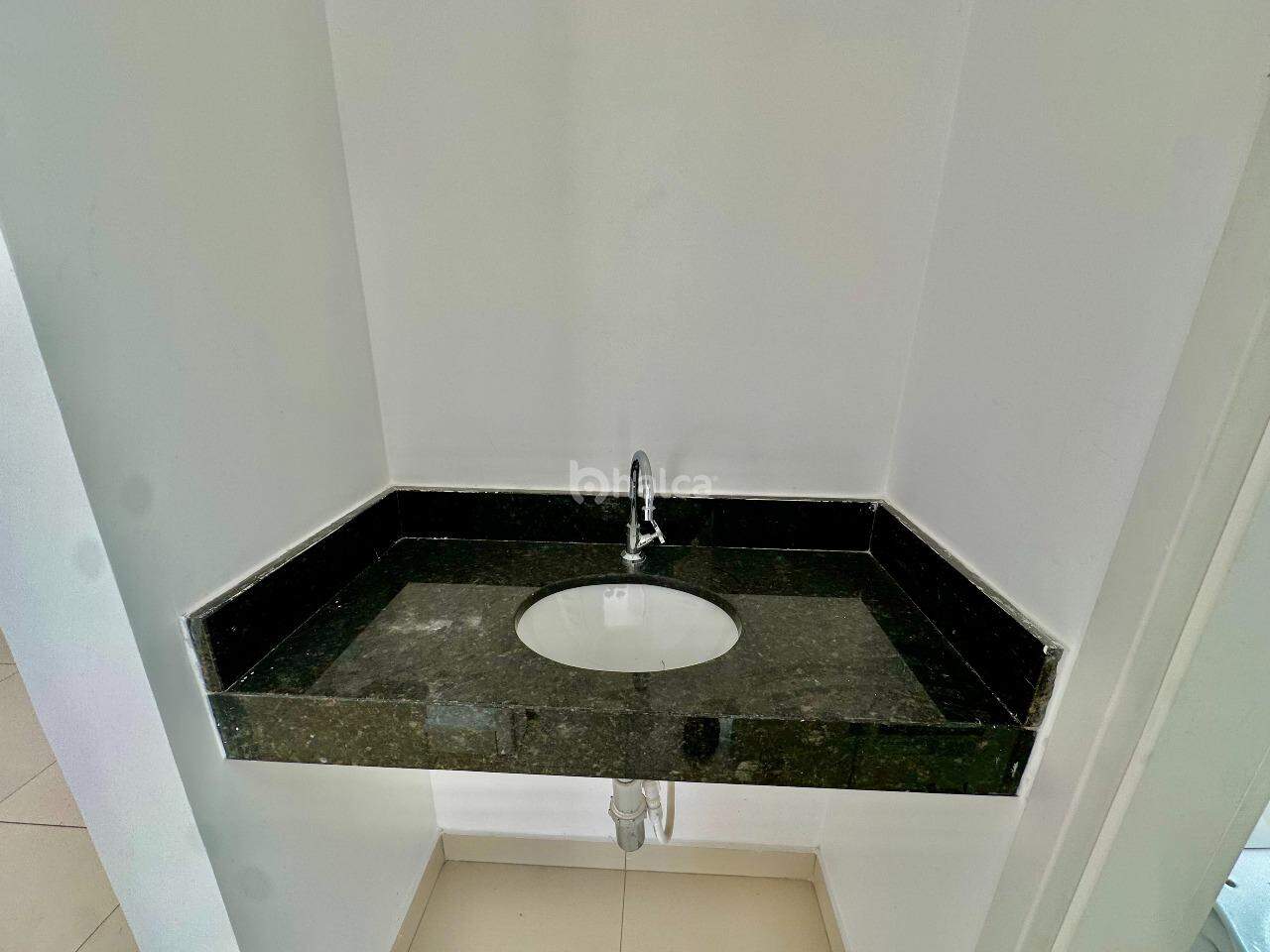 Casa para alugar com 3 quartos, 105m² - Foto 7