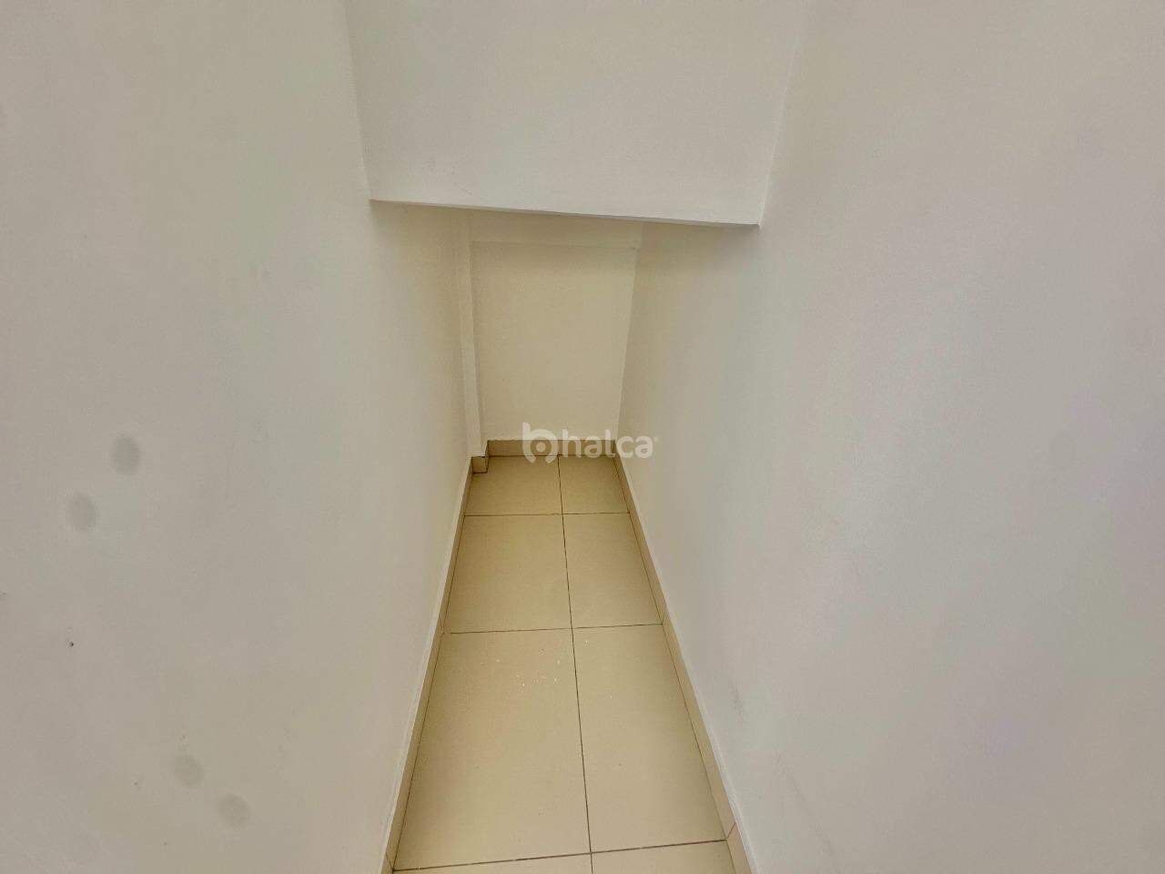 Casa para alugar com 3 quartos, 105m² - Foto 12