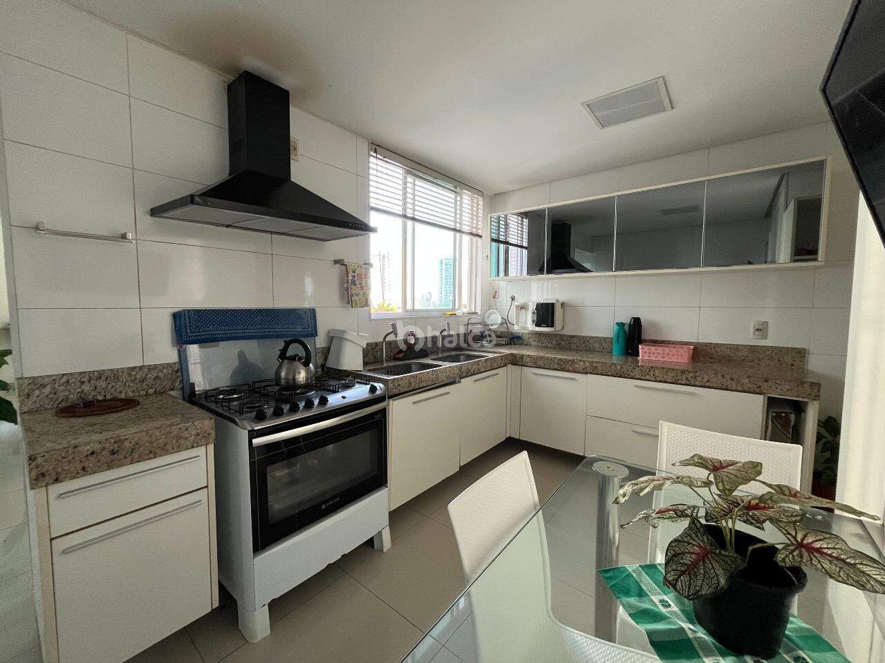 Apartamento à venda com 3 quartos, 184m² - Foto 17