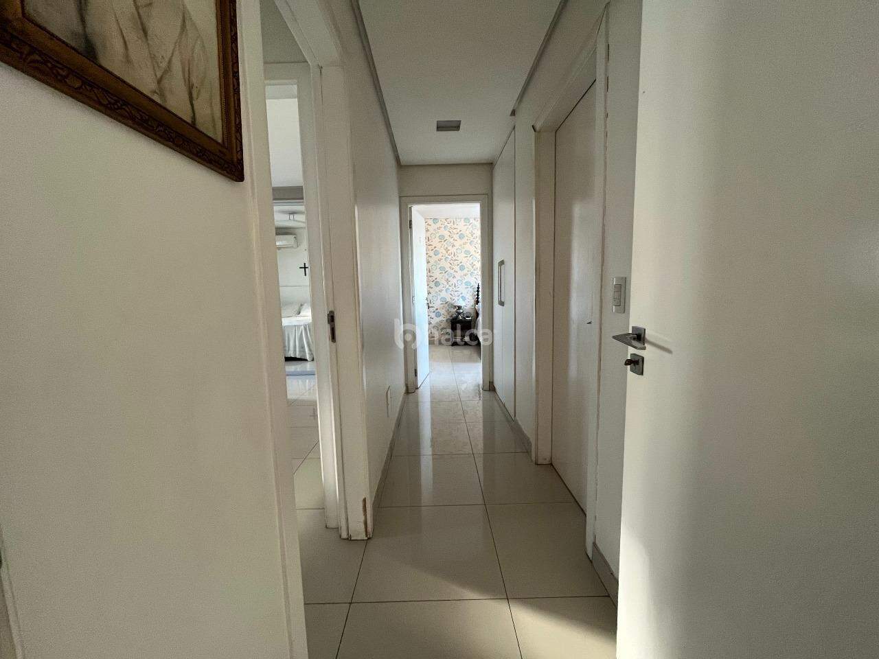 Apartamento à venda com 3 quartos, 184m² - Foto 18