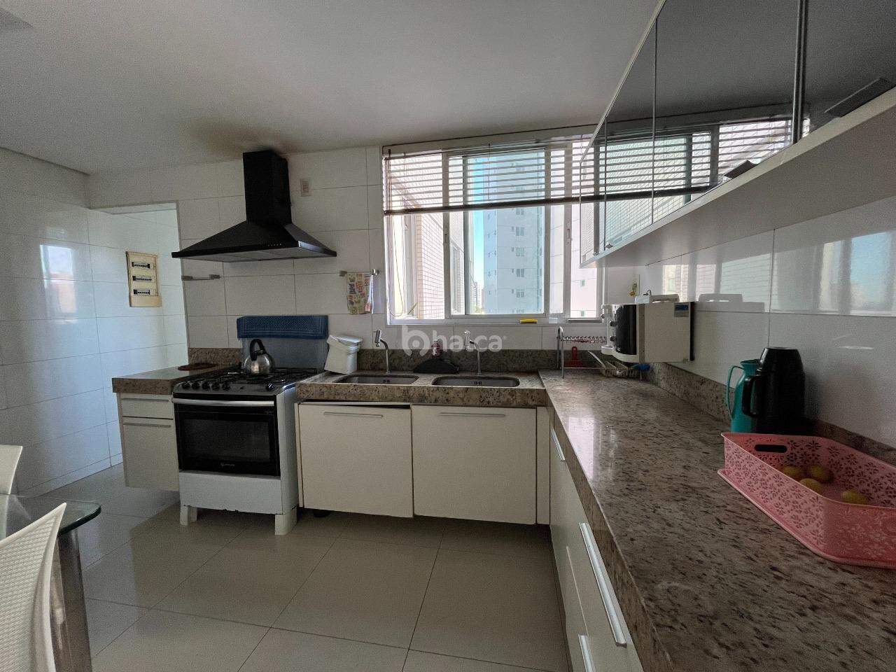 Apartamento à venda com 3 quartos, 184m² - Foto 16