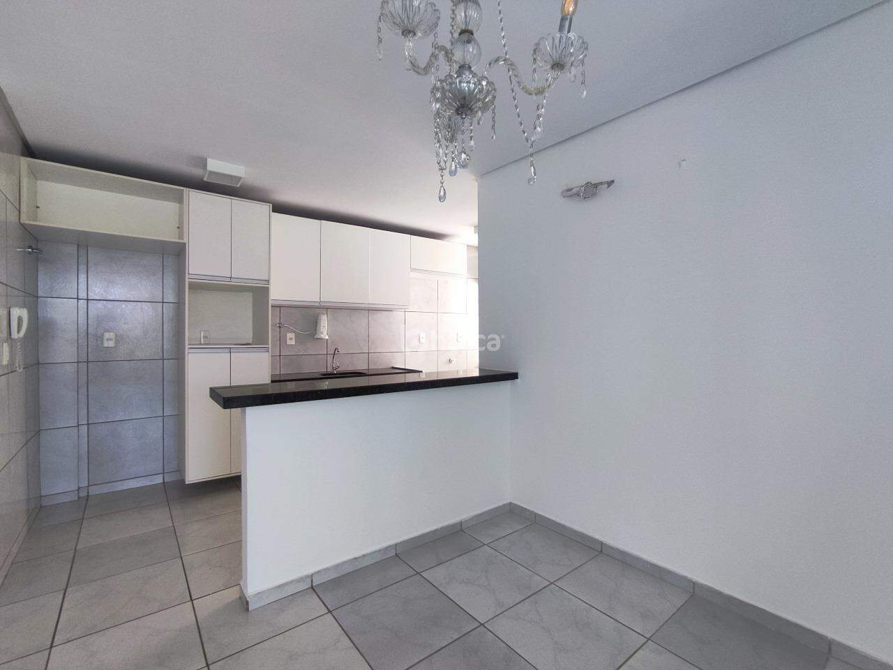 Apartamento para alugar com 3 quartos, 84m² - Foto 4